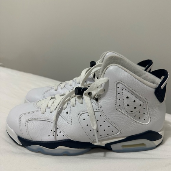 Jordan 6 Retro (Youth) - Picture 1 of 3